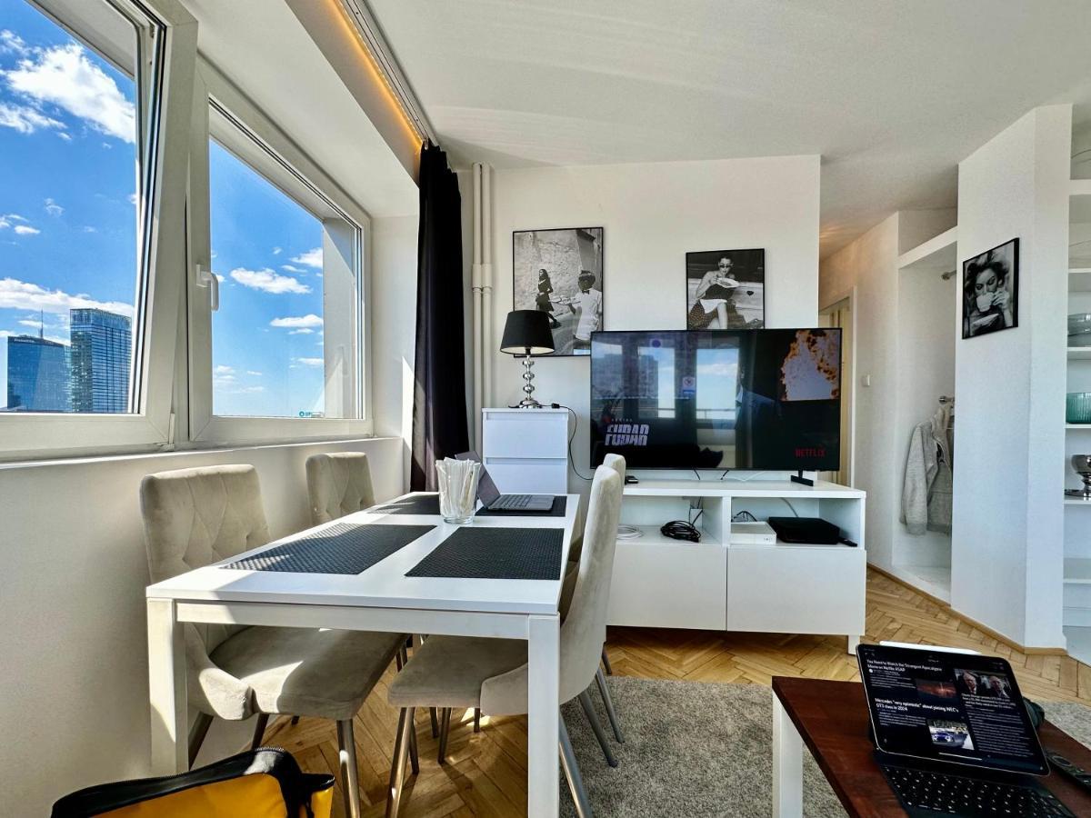 Platinum Metro X2 Wifi 350 Mbs Netflix Hbo Appletv Lägenhet Warszawa Exteriör bild